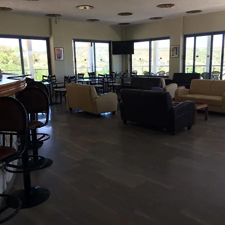 赫尔墨斯酒店 3*