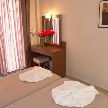 Hermes Hotel 3*
